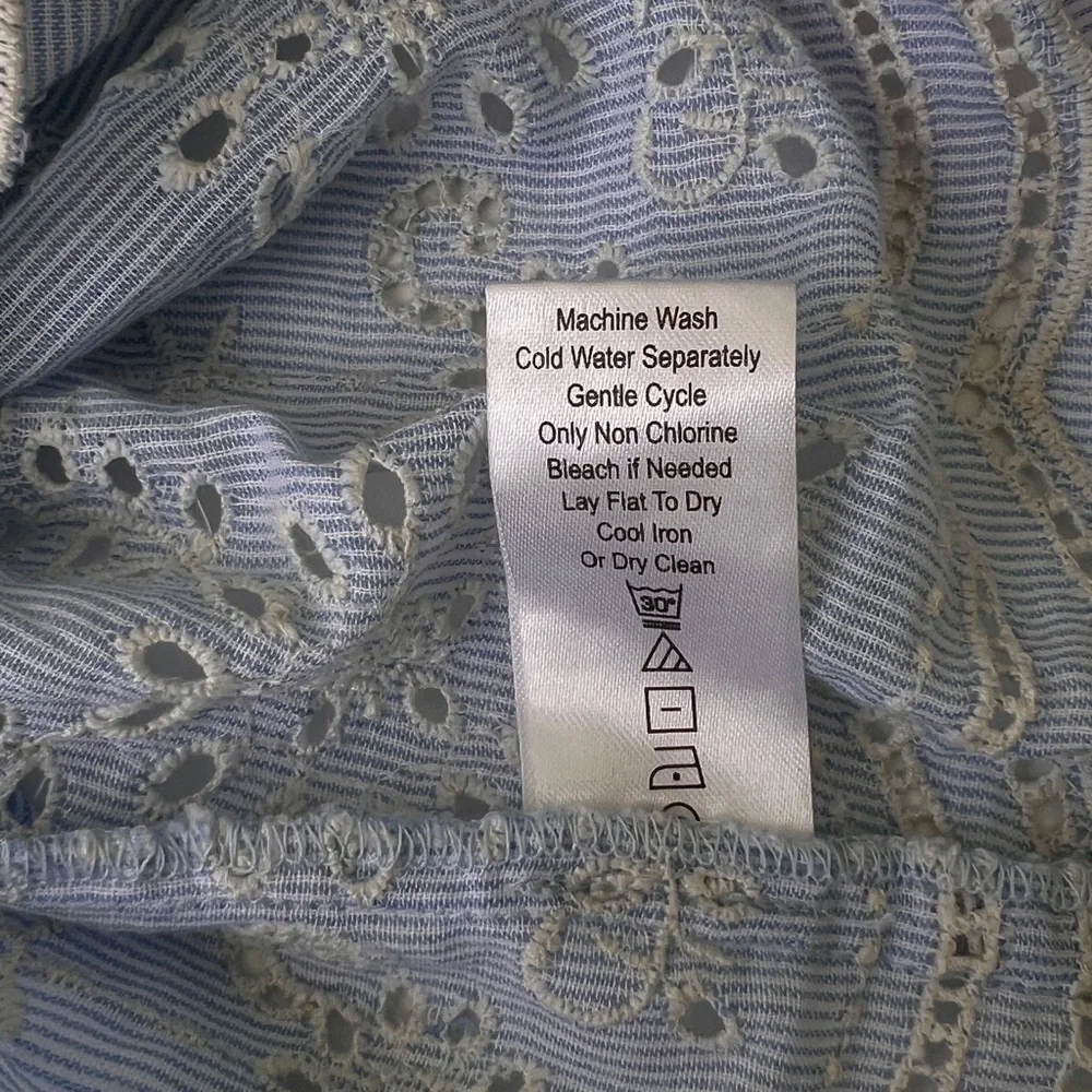 NWT Anthropology Bell Sleeves Shirt by Kyla Seo Soft Eyeleted Cotton Sz Small - Picture 12 of 16